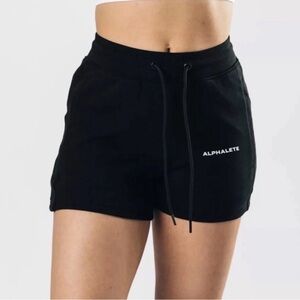 NWT Alphalete Women's Essential Core Shorts